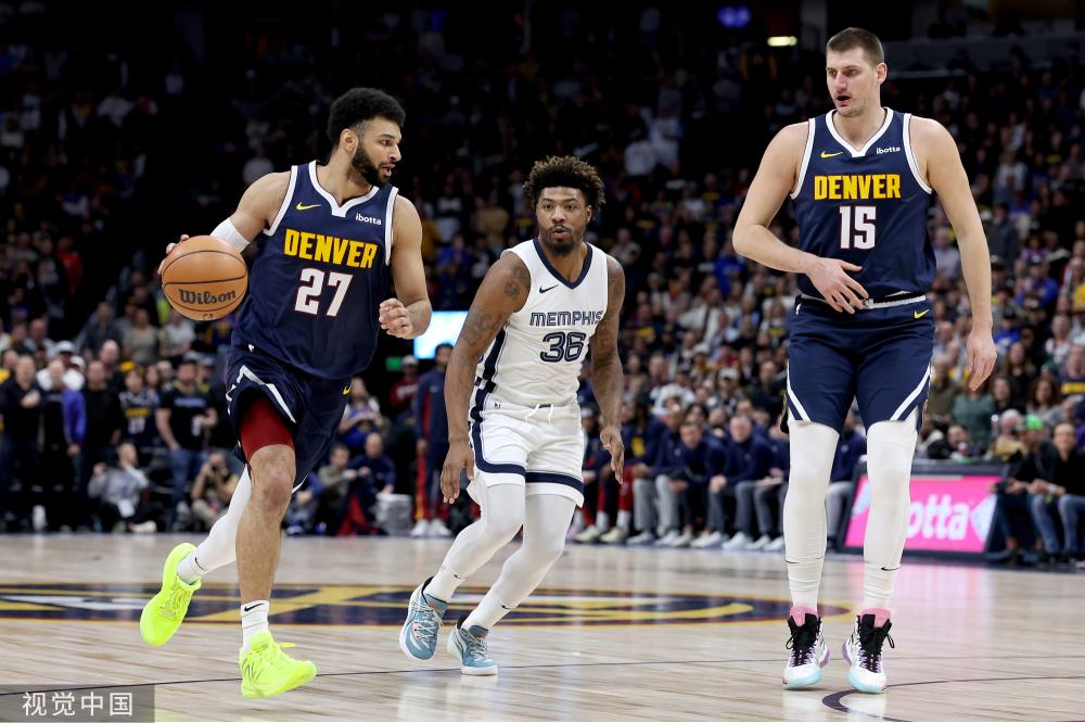 字母哥被隔 字母哥被隔