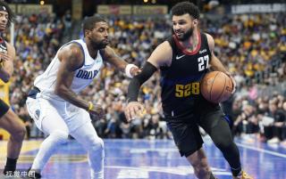 传球和库里 传球和库里